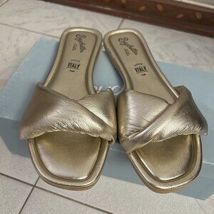 Seychelles Women's Sand Breath Of Fresh Air Puffy Sandals, size 8 -- NWT